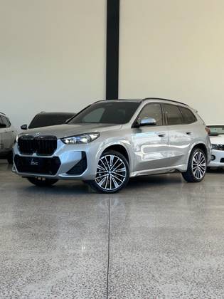 BMW X1 2.0 16V TURBO GASOLINA SDRIVE20I M SPORT STEPTRONIC BMW X1 2.0 16V TURBO GASOLINA SDRIVE20I M SPORT STEPTRONIC